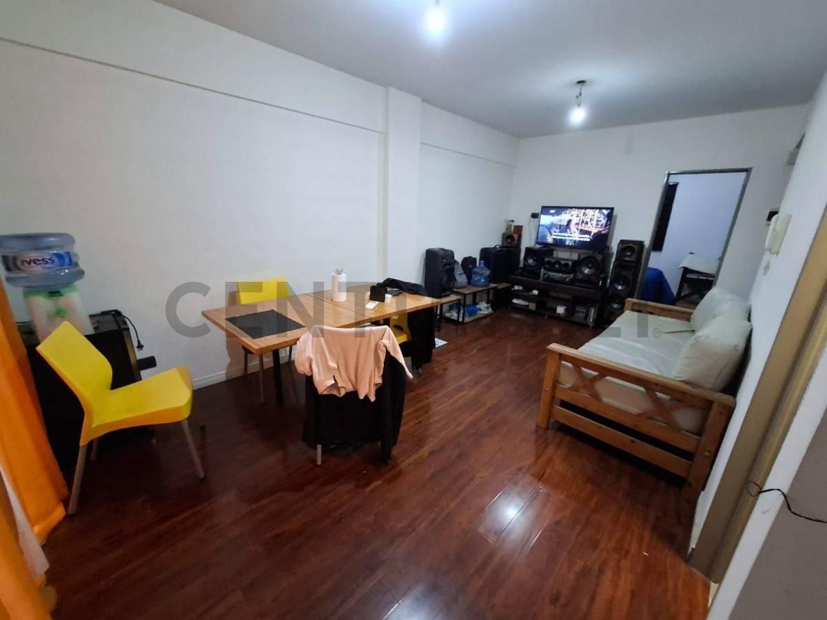 DEPARTAMENTO 2 AMBIENTES AL FRENTE CON BALCON!!