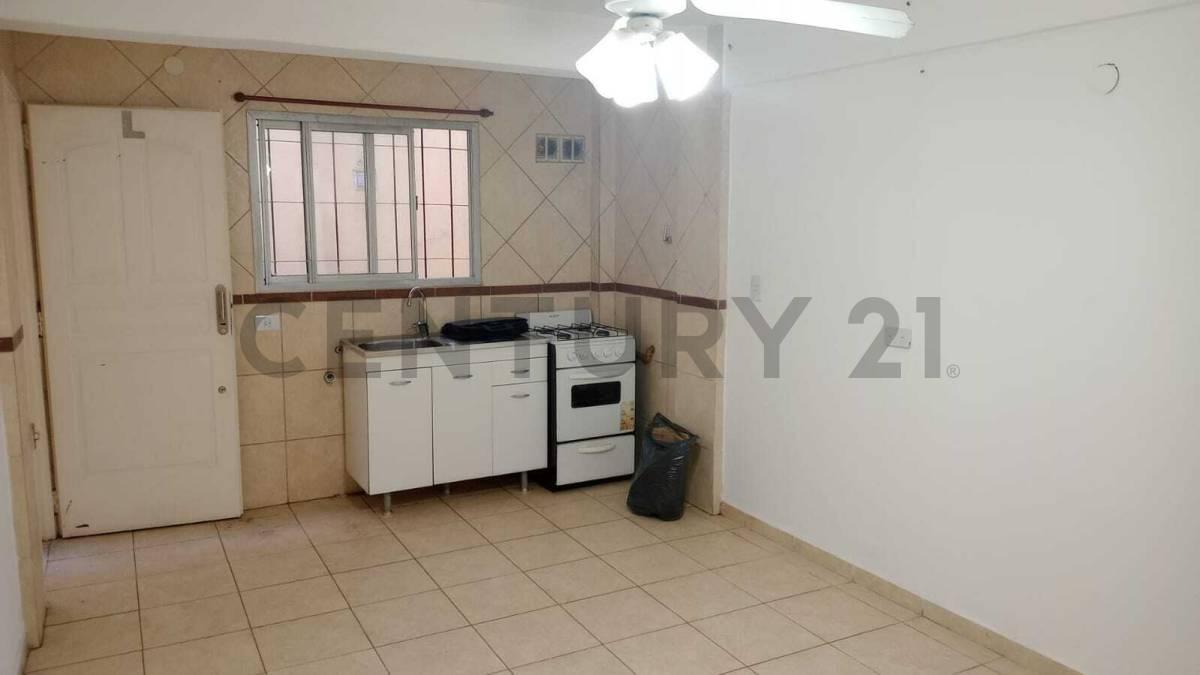Foto de VENTA DEPARTAMENTO C/FINANCIACION 2 AMBIENTES EN ISIDRO CASANOVA, imagen 3