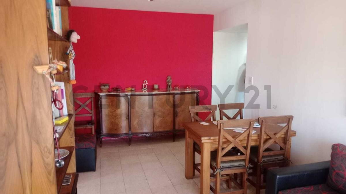 VENTA DEPARTAMENTO 3 AMBIENTES C/ AMPLIO BALCON