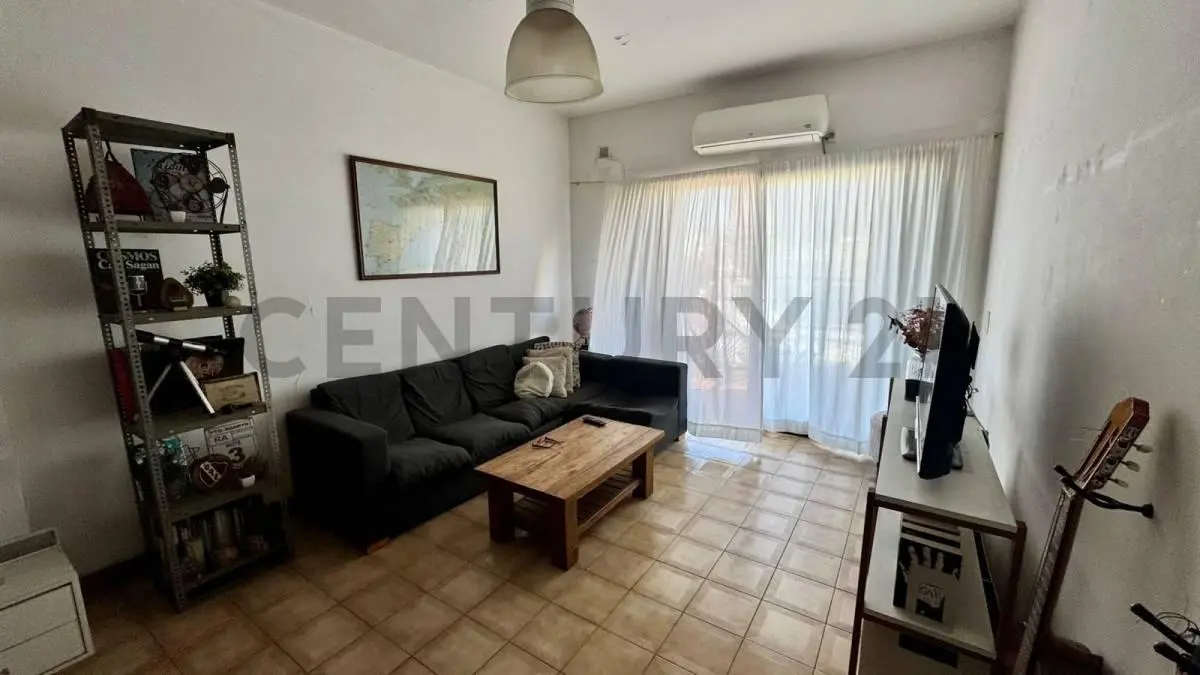 Depto 3 amb c/ Patio, balcon y escritorio Lomas del Mirador 2