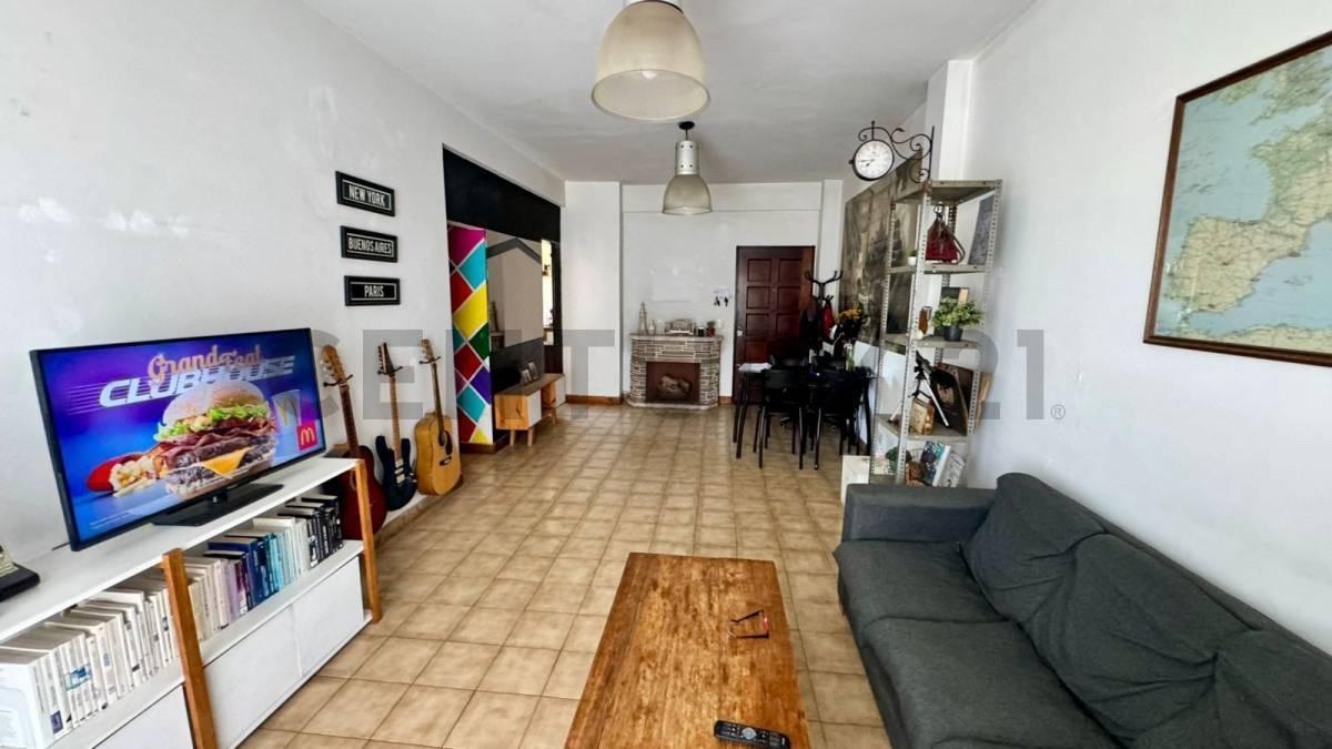 Depto 3 amb c/ Patio, balcon y escritorio Lomas del Mirador