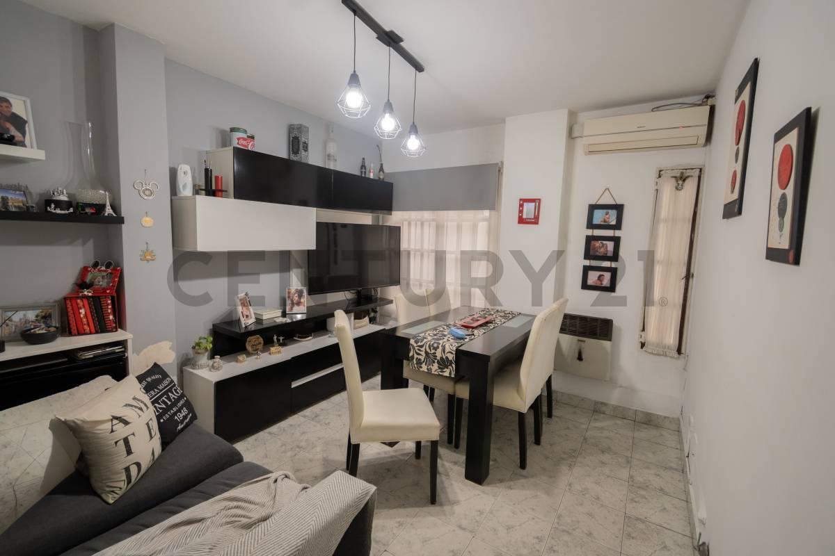 DEPARTAMENTO 3 AMBIENTES EN VENTA CON PATIO – CIUDADELA