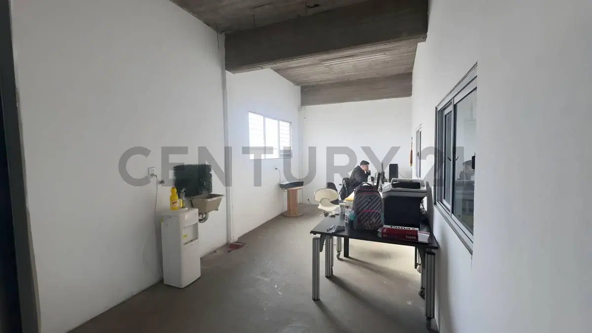 Galpon zona industrial en venta 3