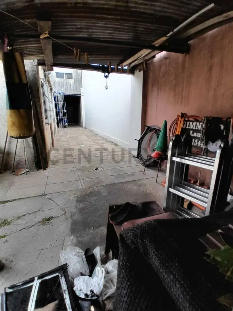 VENTA DE CASA DE 4 AMBIENTES | GRAL. SAN MARTIN 2