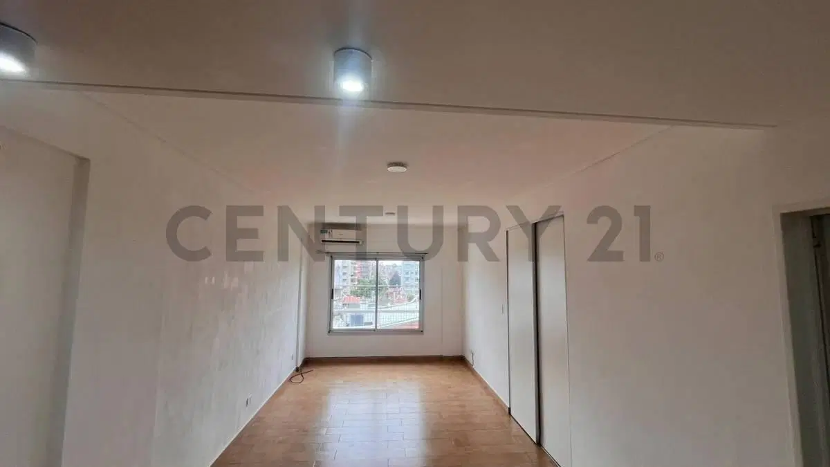 MONOAMBIENTE EN ALQUILER EN VILLA SAENZ PEÑA 4