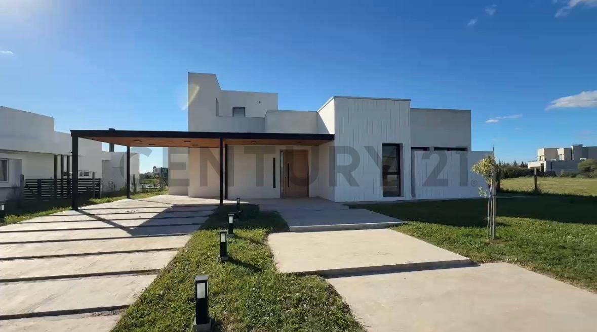Foto de CASA EN VENTA EN BARRIO PRIVADO SAN SEBASTIAN, imagen 1