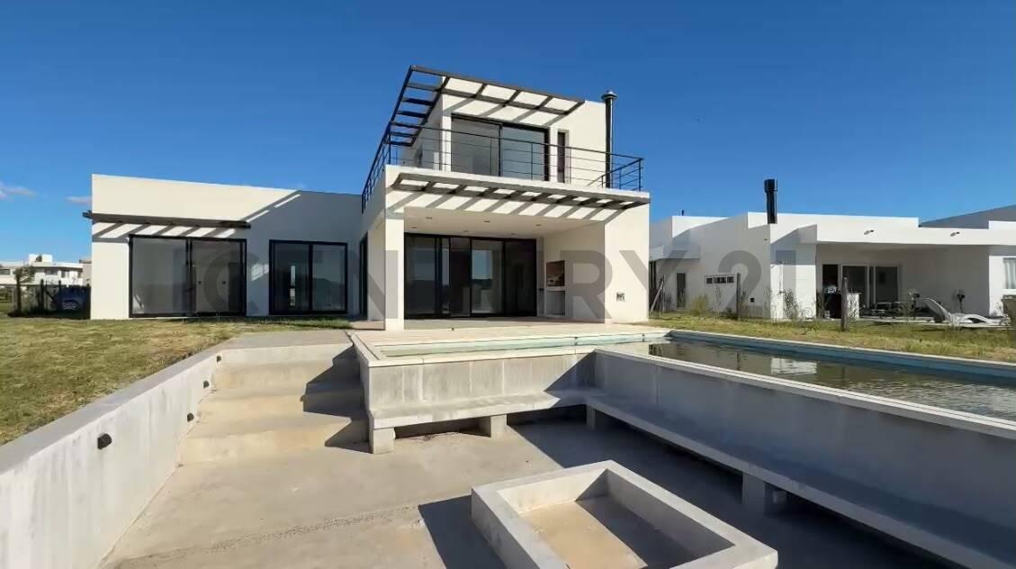 Foto de CASA EN VENTA EN BARRIO PRIVADO SAN SEBASTIAN, imagen 2