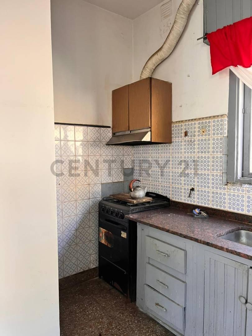 Foto de CASA EN VENTA 5 AMBIENTES | LOTE PROPIO ITUZAINGÓ NORTE, imagen 3