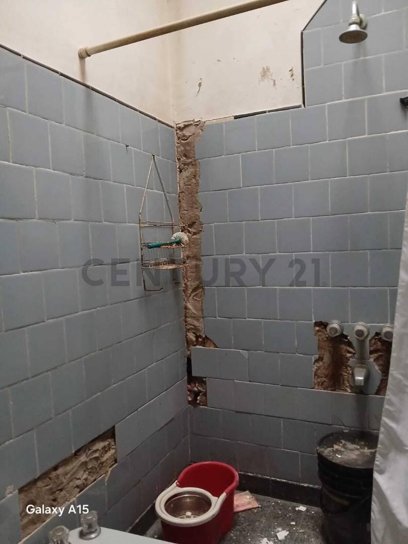 Foto de Casa antigua a reciclar con gran potencial — Villa Ballester, imagen 5