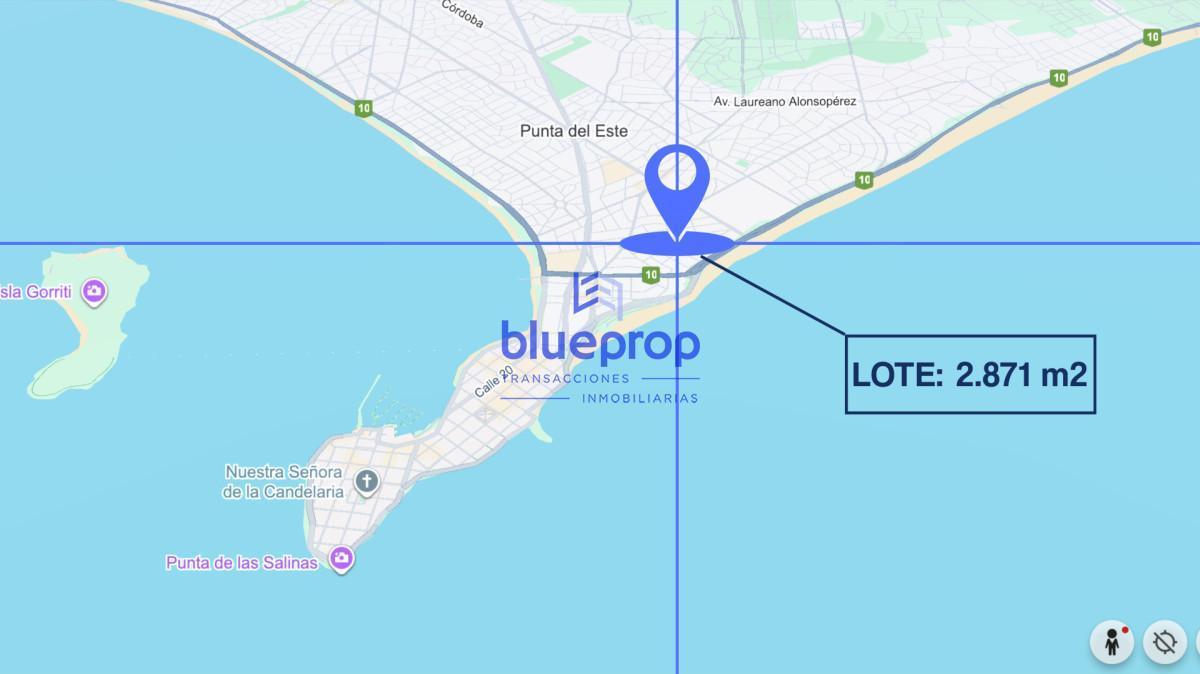 Lote en venta apto para Edificio a dos cuadras del mar en Playa Brava. PB + 15 Pisos !