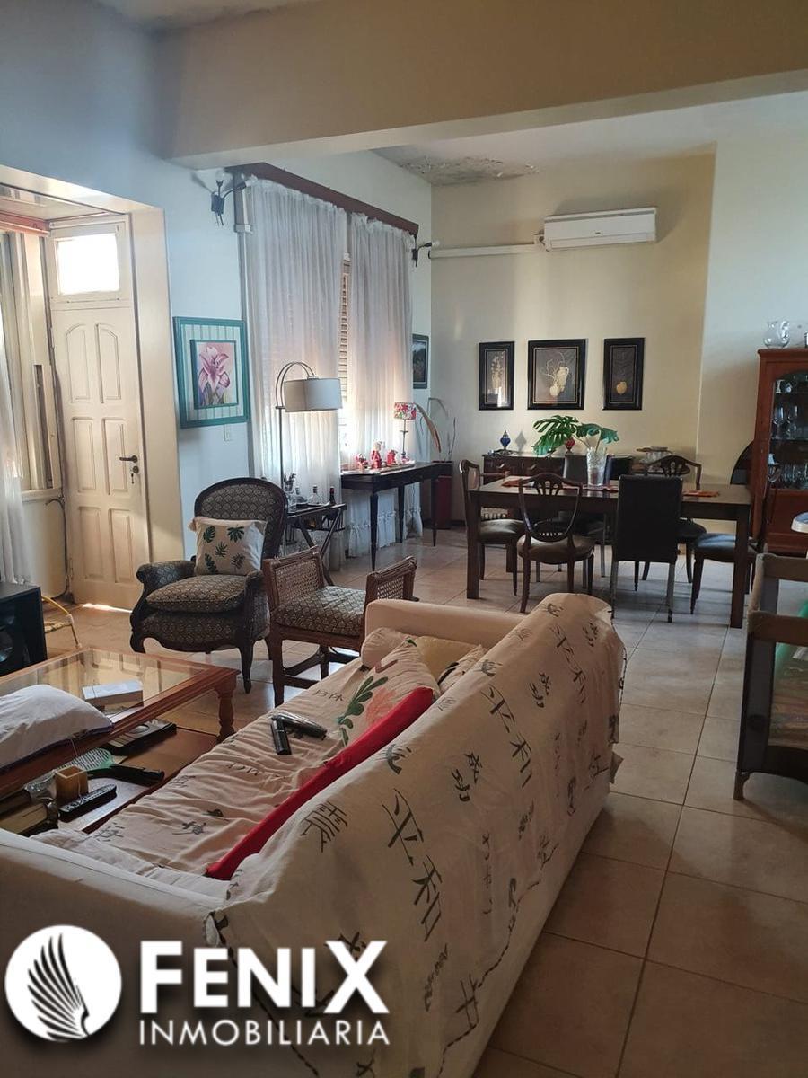 CF1050 - PROPIEDAD C/ LOCAL EN VENTA ESQUINA CALLES ENTRE RÍOS Y JUNÍN