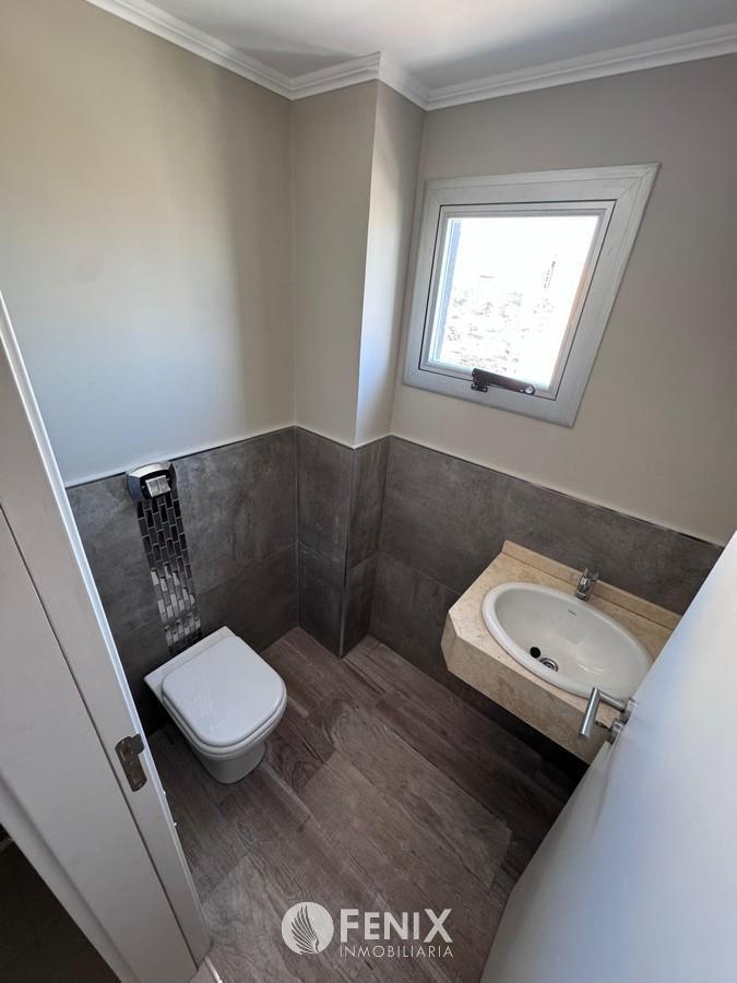 DF800 - DEPARTAMENTO TIPO DUPLEX EN VENTA EDIF. ROCK ZAFIRO