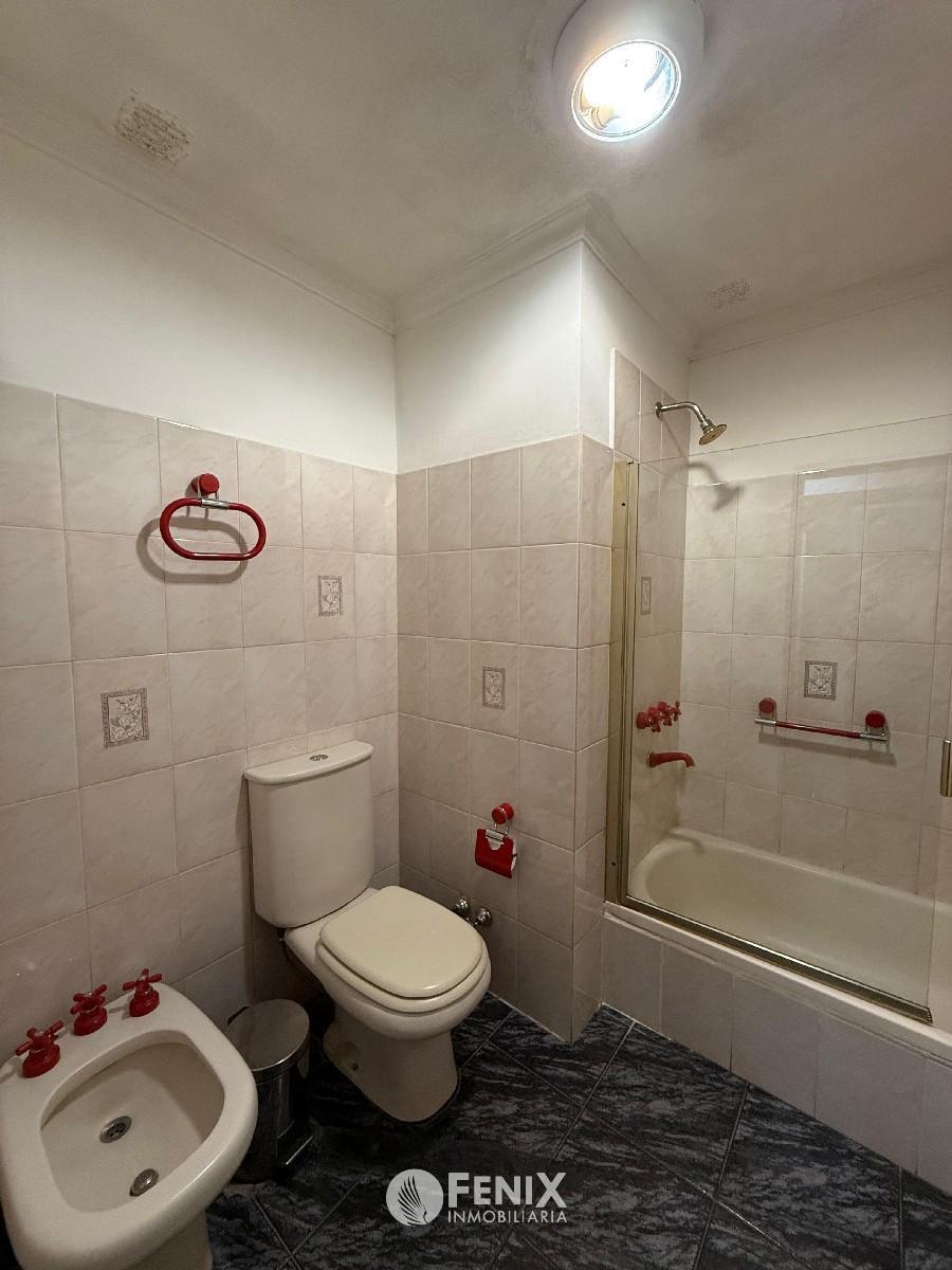 Foto de CF1195 - CASA EN VENTA Z/ BOLÍVAR ENTRE GRAL. PAZ Y 25 DE MAYO, imagen 4