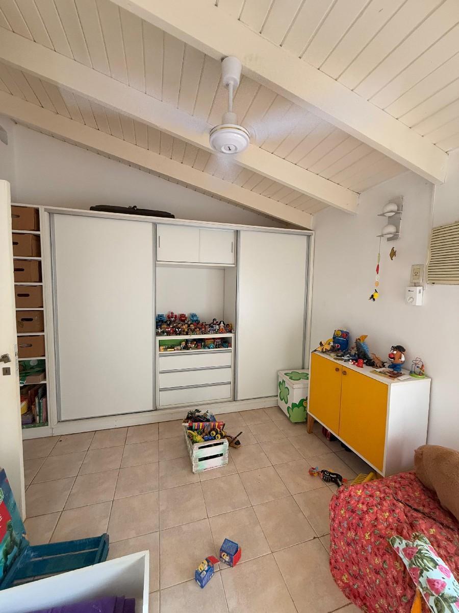 Foto de CF1200 - CASA EN VENTA Z/ AV. RADEMACHER Y CMTE. ESPORA, imagen 4