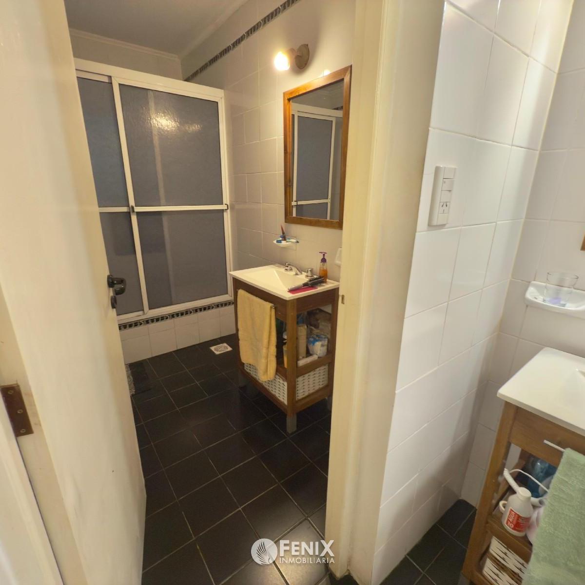Foto de CF1211 - CASA EN VENTA APTO CRÉDITO - 8 AMBIENTES - AV. FCO. DE HARO, imagen 5