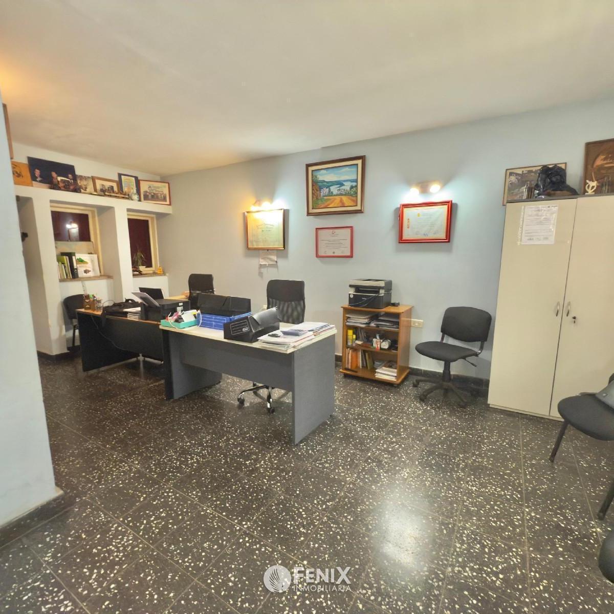 Foto de CF1211 - CASA EN VENTA APTO CRÉDITO - 8 AMBIENTES - AV. FCO. DE HARO, imagen 4