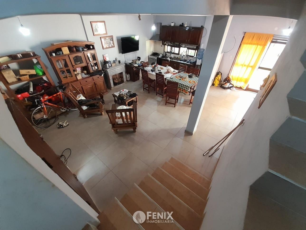 CF1323 - CASA EN VENTA - 4 DORMITORIOS - AV. SANTA CATALINA Y ALEM
