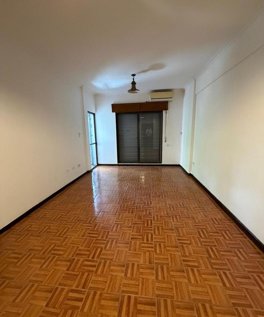 DF906 - DEPARTAMENTO EN VENTA - 2 DORMITORIOS - AV. TACUARÍ Y STA. CATALINA