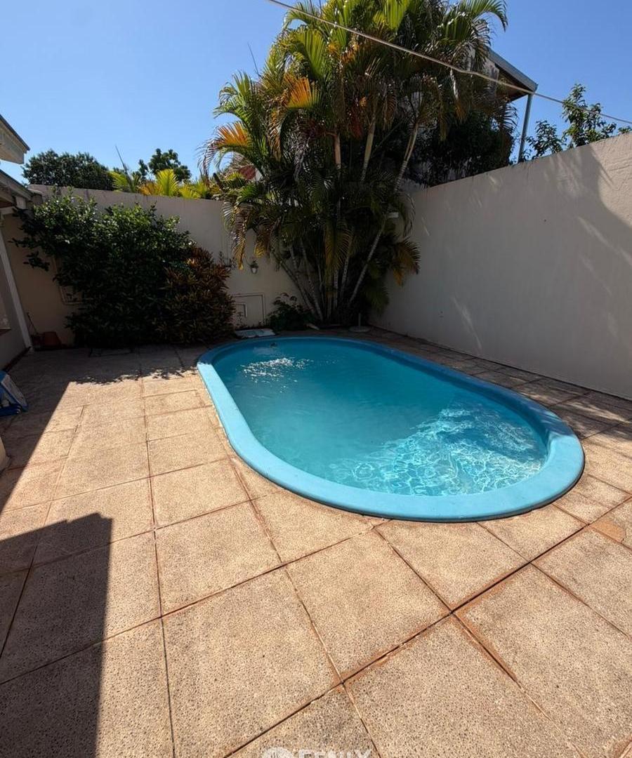 CF1337 - CASA EN VENTA - 3 DORMITORIOS - ZONA B° PRIVADO PANAMBÍ