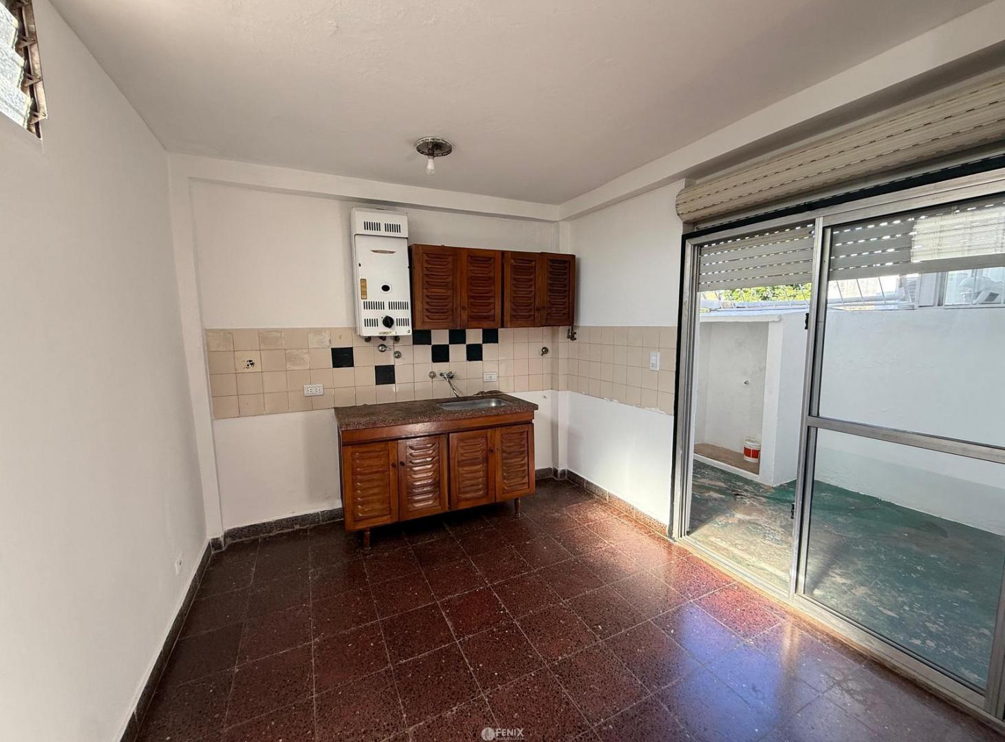 Foto de DF915 - DEPARTAMENTO EN VENTA - 1 DORMITORIO - AV. LÓPEZ Y PLANES CASI, imagen 1