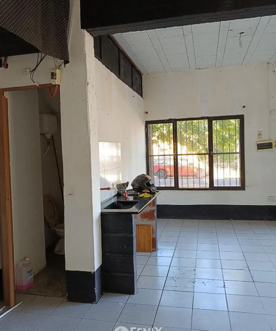 LCF A191 - LOCAL COMERCIAL - AV. SAN MARTÍN Y CMTE. ANDRESITO 5