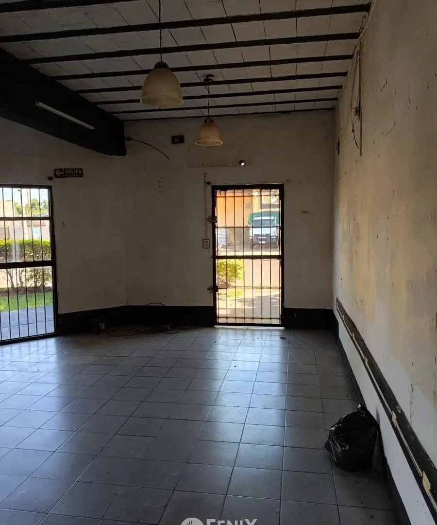 LCF A191 - LOCAL COMERCIAL - AV. SAN MARTÍN Y CMTE. ANDRESITO 2
