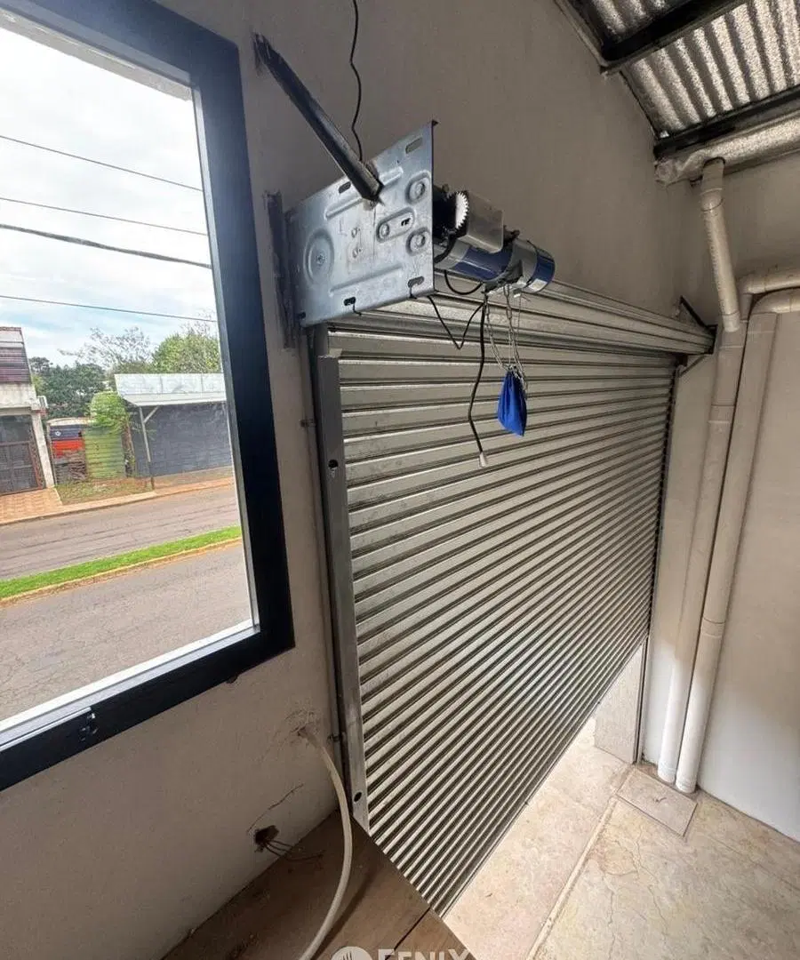 LCF V143 - GALPÓN EN VENTA - AV. SAN MARTÍN ENTRE AV. SANTA CRUZ Y CMTE. ANDRESITO 4