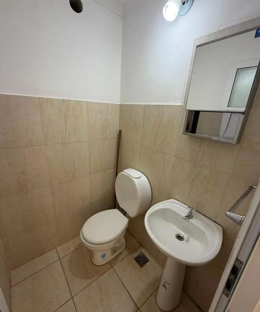 LCF A199 - LOCAL COMERCIAL - BARRIO EL PALOMAR 5