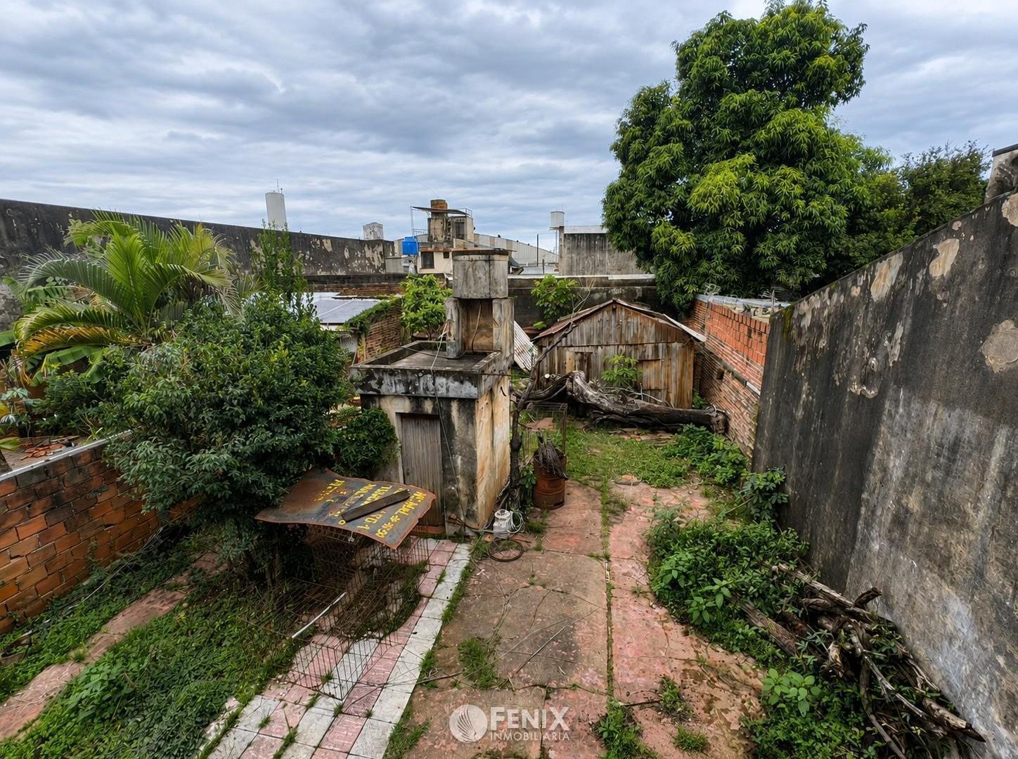Foto de TF895 - TERRENO CON CASA A DEMOLER - SOBRE AV. QUARANTA 2719, imagen 4