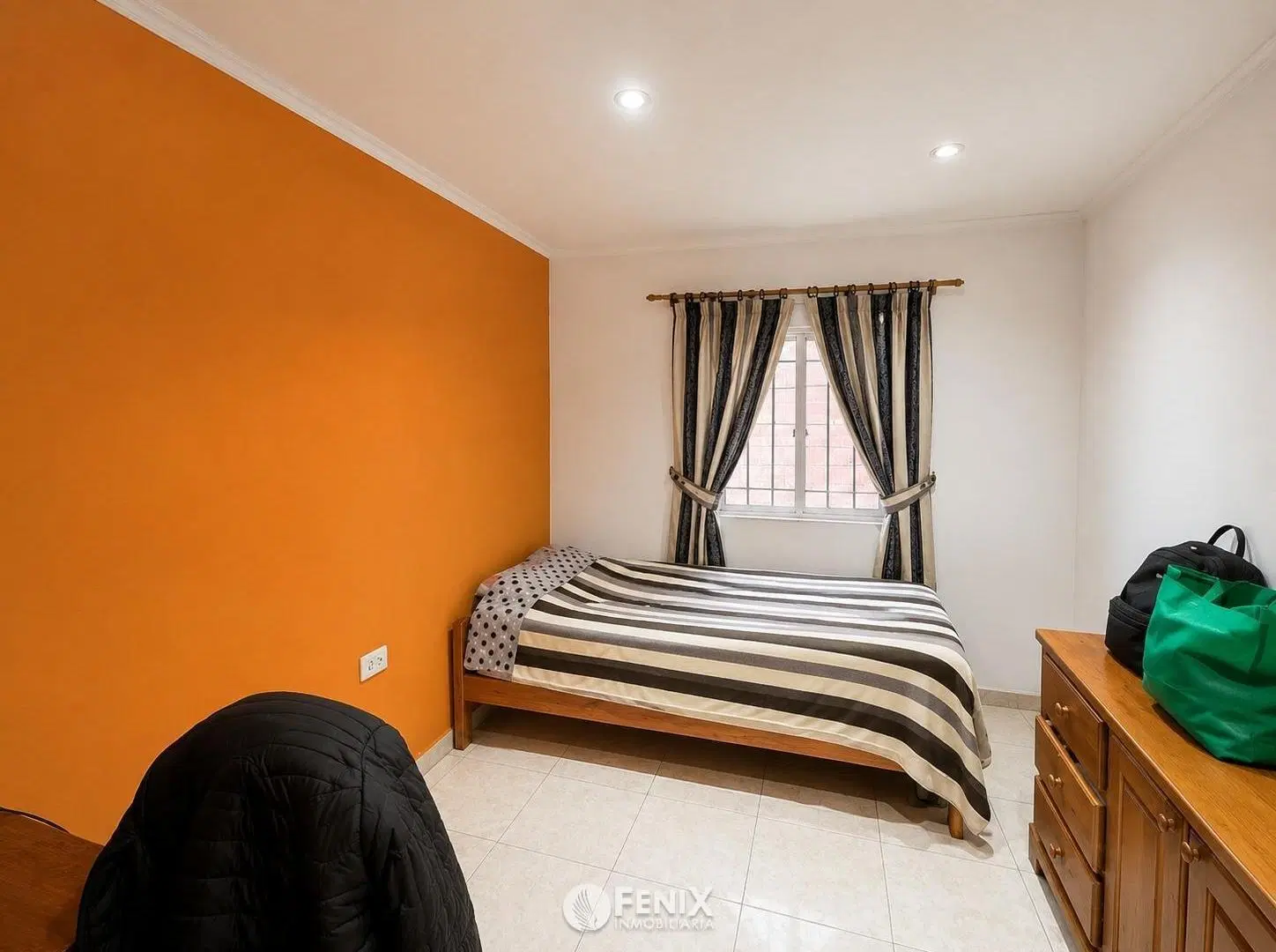 CF1394 - PROPIEDAD CON VIVIENDA PRINCIPAL Y MONOAMBIENTE INDEPENDIENTE - GARUPÁ 4
