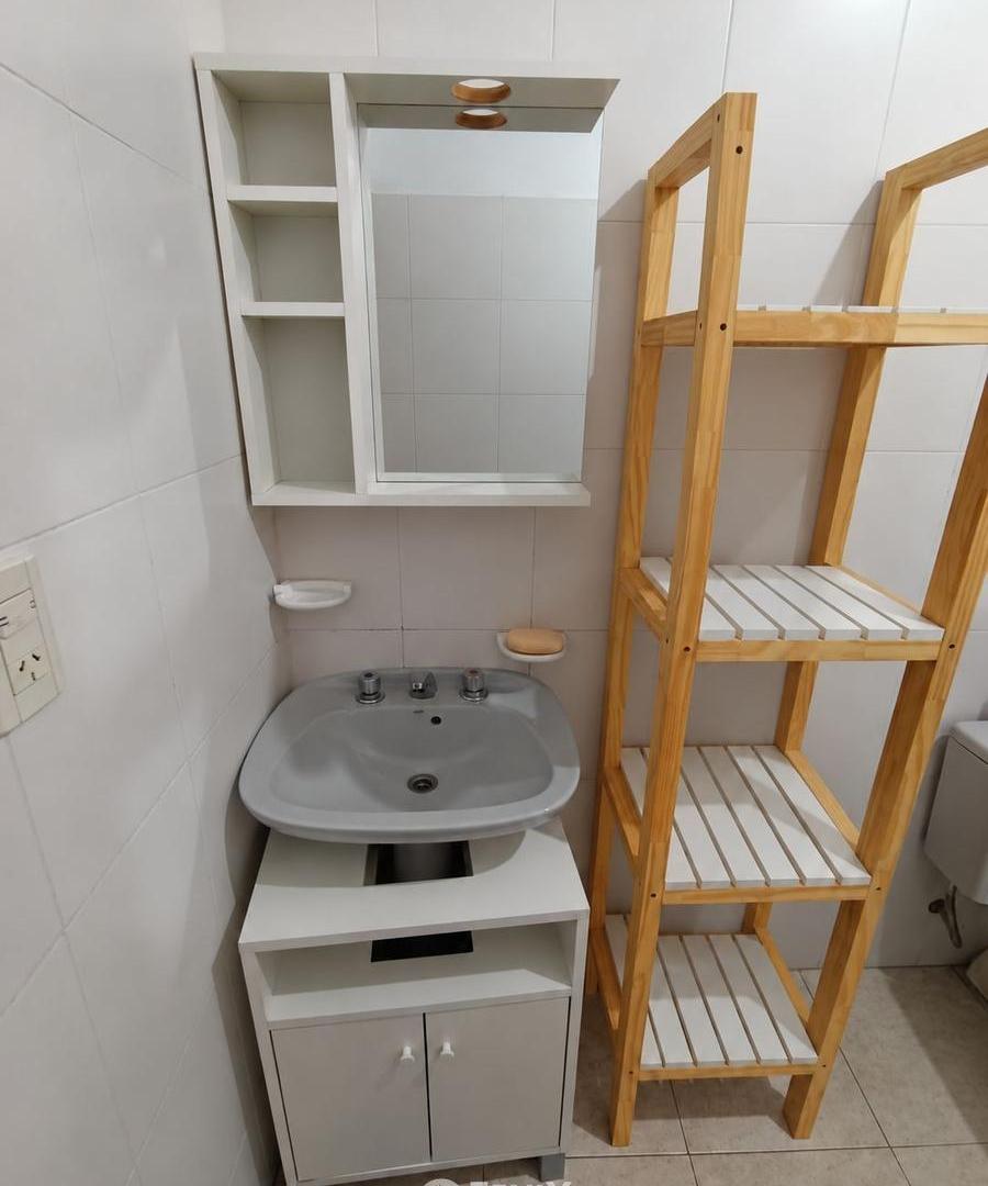 Foto de DEPARTAMENTO EN VENTA DE 1 DORMITORIO - AV. MAIPÚ Y LÓPEZ TORRES (DF975), imagen 5