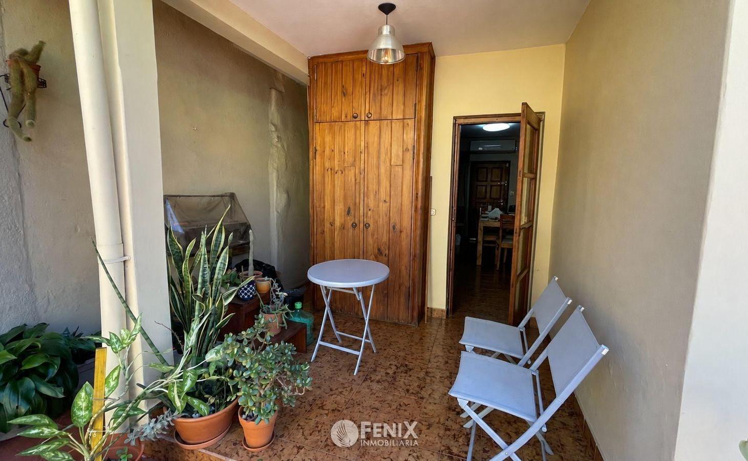 Foto de CASA CÉNTRICA EN VENTA DE 2 DORMITORIOS CON COCHERA (CF1406), imagen 4