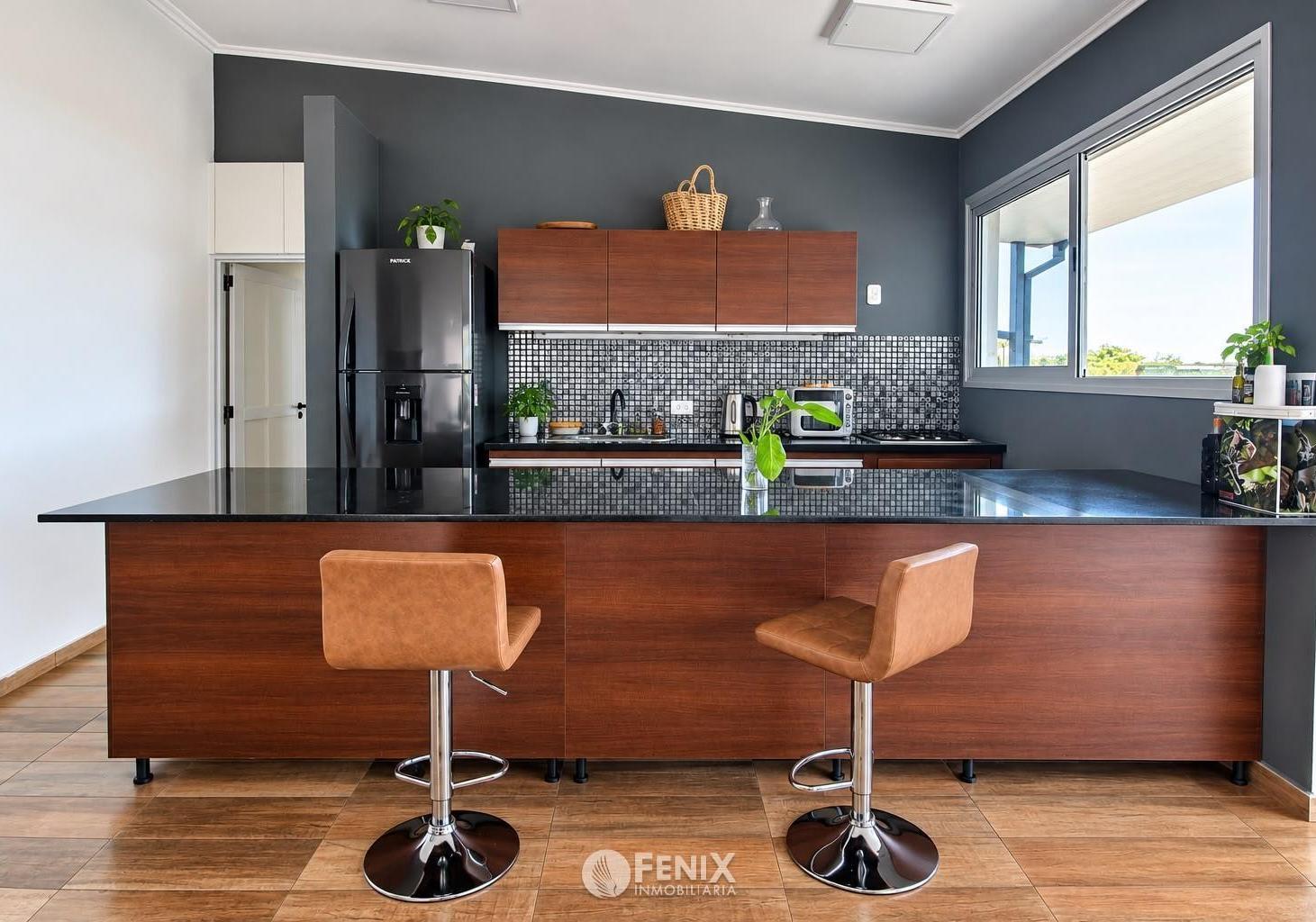Foto de CASA EN VENTA DE 3 DORMITORIOS CON PILETA - AV. ALEM Y JAURETCHE, imagen 5