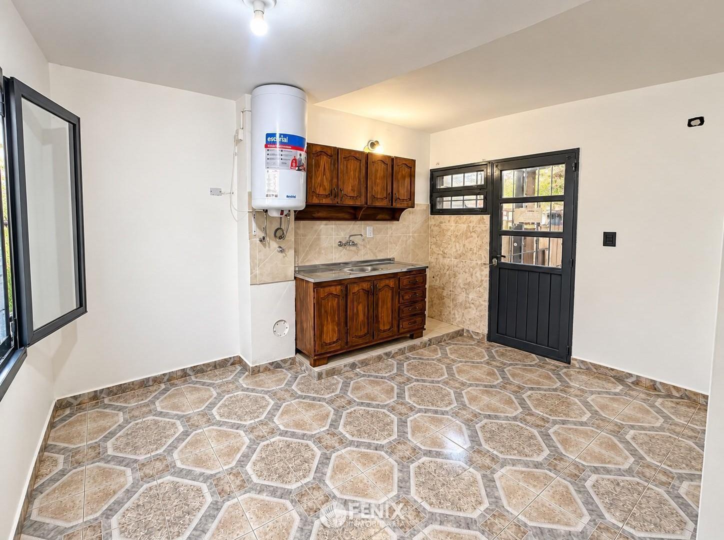 Foto de DÚPLEX EN VENTA DE 4 DORMITORIOS CON PATIO - AV. VIVANCO Y LÓPEZ Y, imagen 1