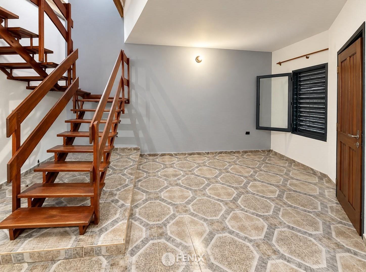 Foto de DÚPLEX EN VENTA DE 4 DORMITORIOS CON PATIO - AV. VIVANCO Y LÓPEZ Y, imagen 5