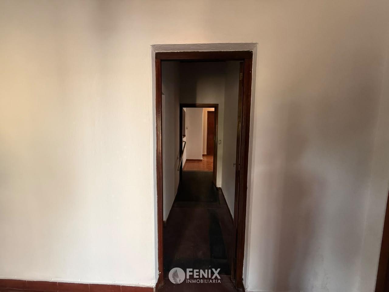 Foto de CASA EN ALQUILER DE 3 DORMITORIOS - AV. URUGUAY Y BOUCHARDO (CFA240), imagen 3