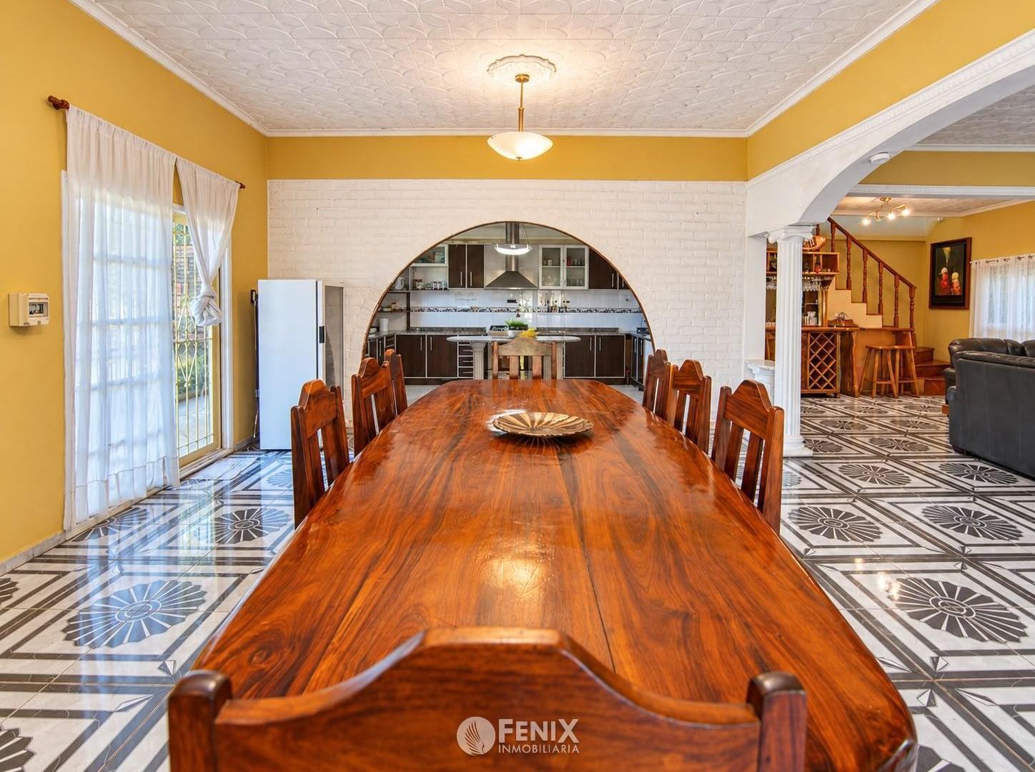 Foto de CASA EN VENTA EN ESQUINA DE 4 DORMITORIOS - ITAEMBÉ MINÍ (CF1424), imagen 4