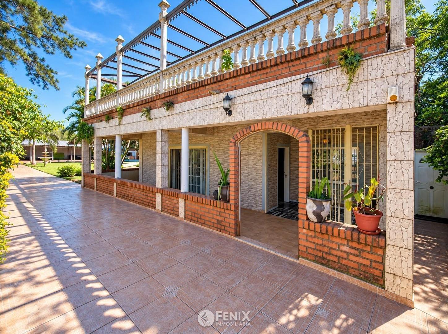 Foto de CASA EN VENTA EN ESQUINA DE 4 DORMITORIOS - ITAEMBÉ MINÍ (CF1424), imagen 2