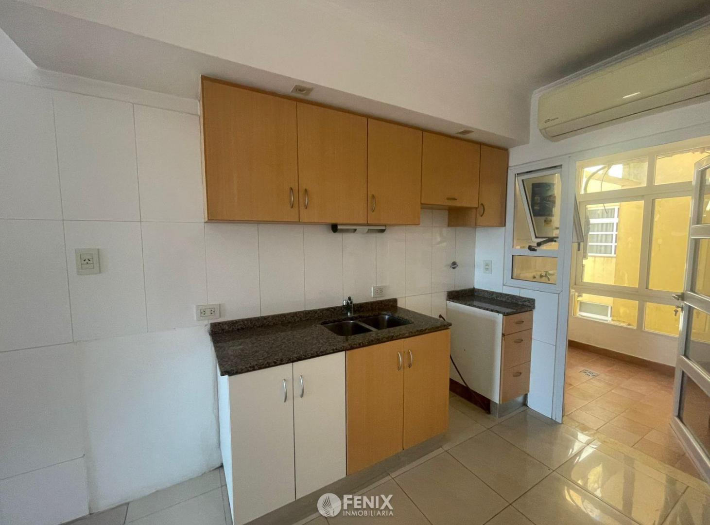 Foto de DFA244 - DEPARTAMENTO EN ALQUILER - 2 DORMITORIOS - AV. LAVALLE Y, imagen 3