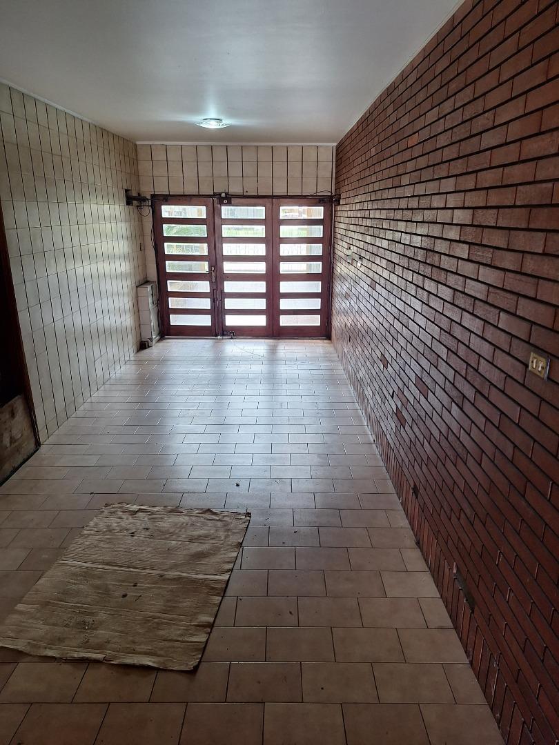 Casa 5 Dormitorio + Quincho + Pileta 4