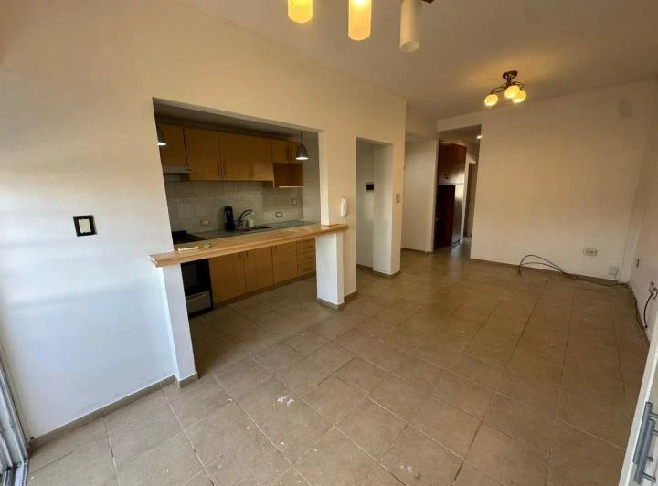 Departamento de dos dormitorios en alquiler en La Plata 1