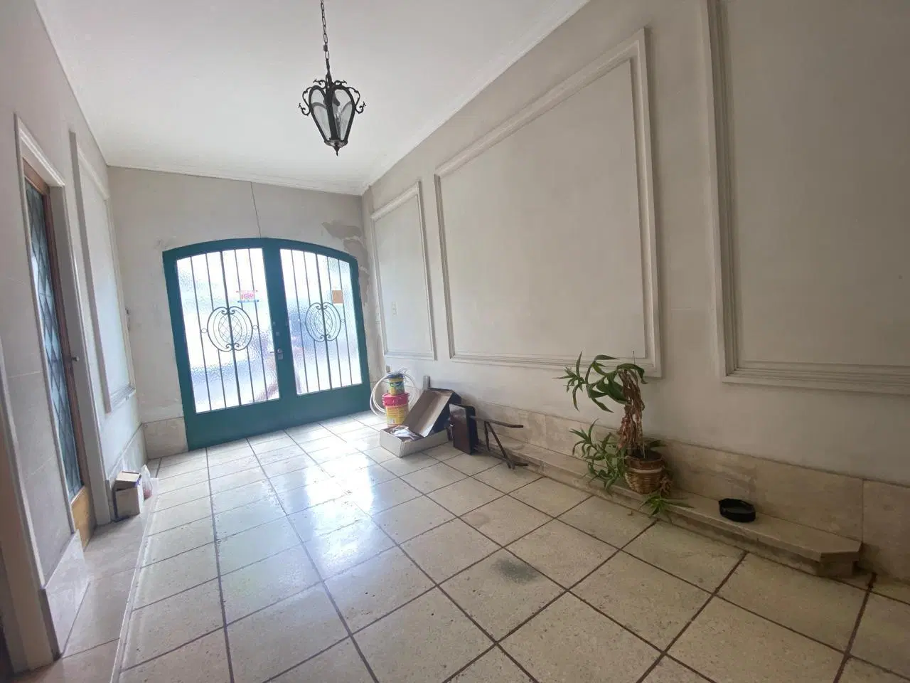Casa de tres dormitorios en alquiler La Plata cochera patio sin expensas 3