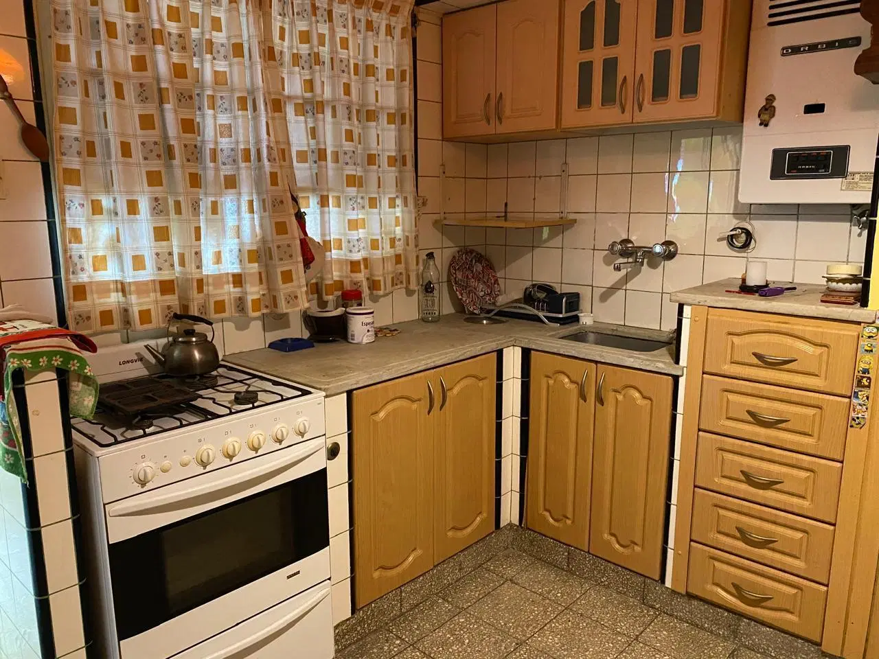 Casa de tres dormitorios en alquiler La Plata cochera patio sin expensas 5