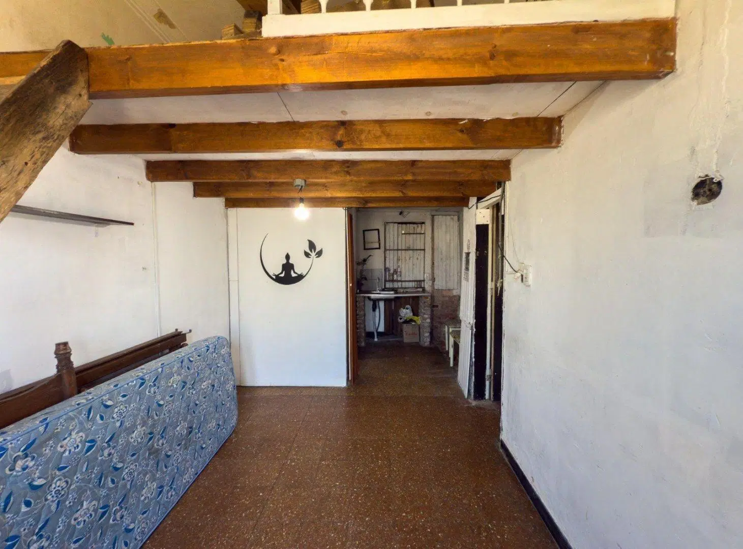 Casa con cochera en terreno 10 por 60- La Plata Berisso 2