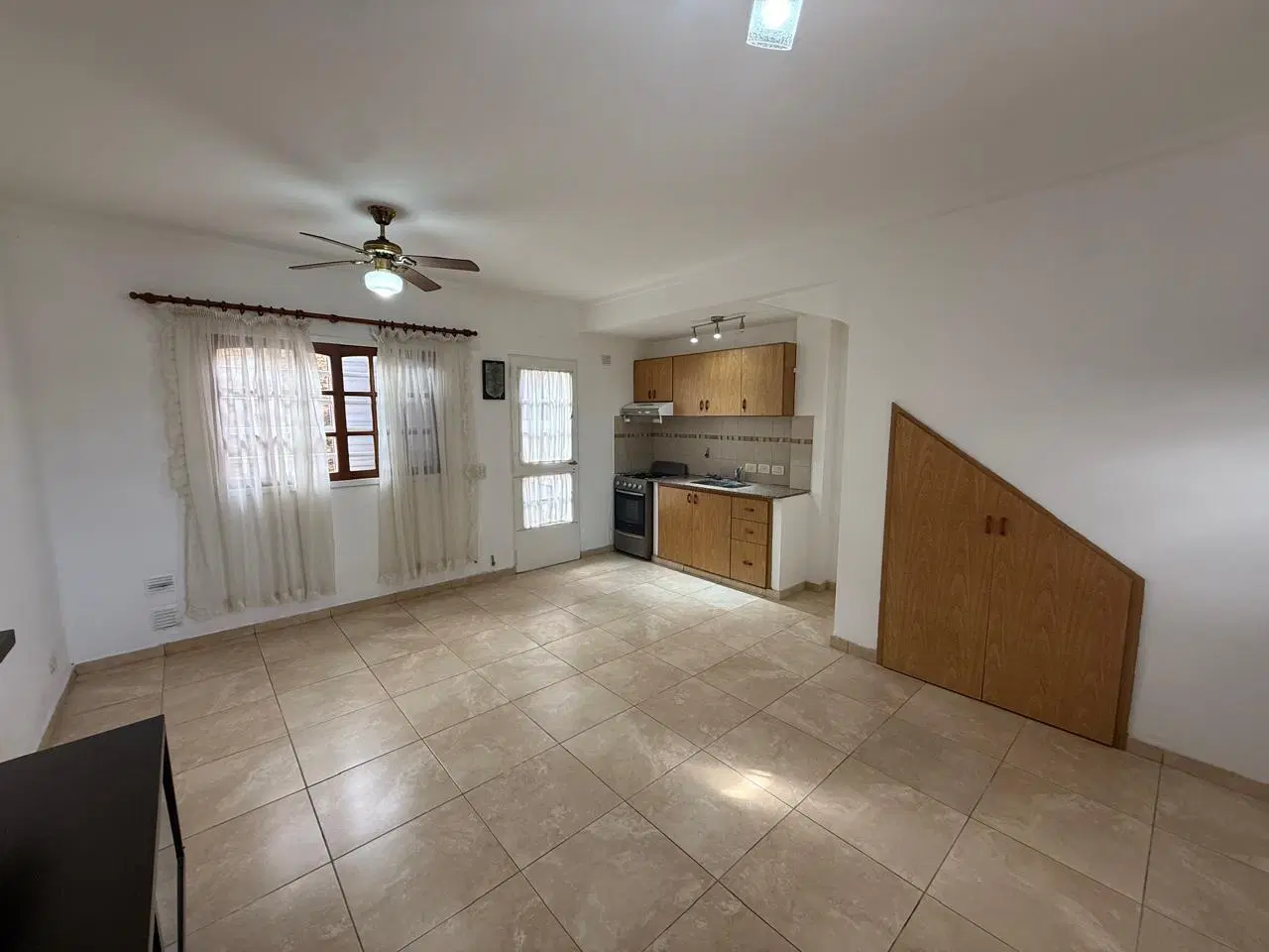 Departamento duplex en alquiler en San Carlos La Plata 8