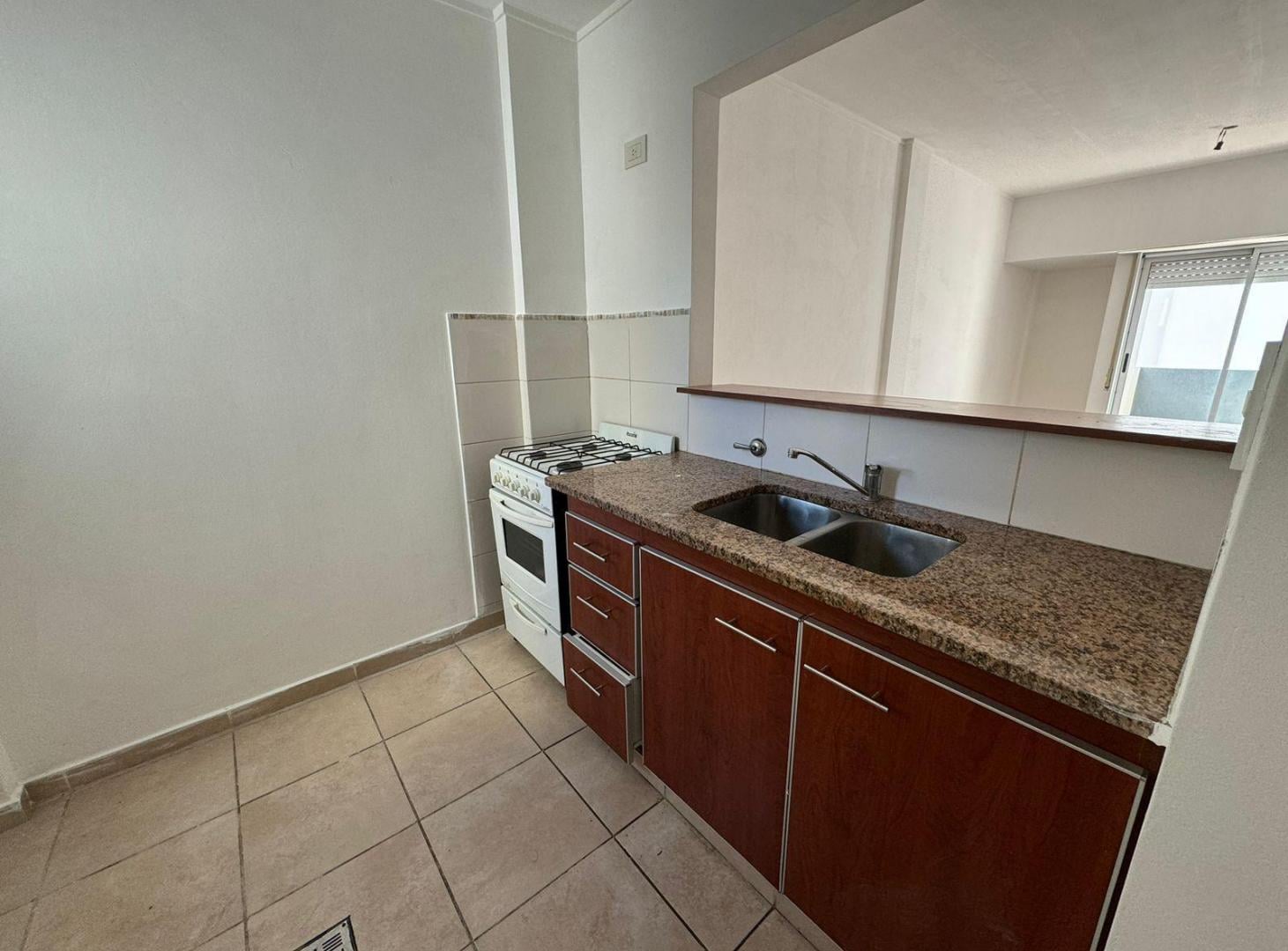 Foto de Departamento monoambiente en alquiler La Plata, imagen 4
