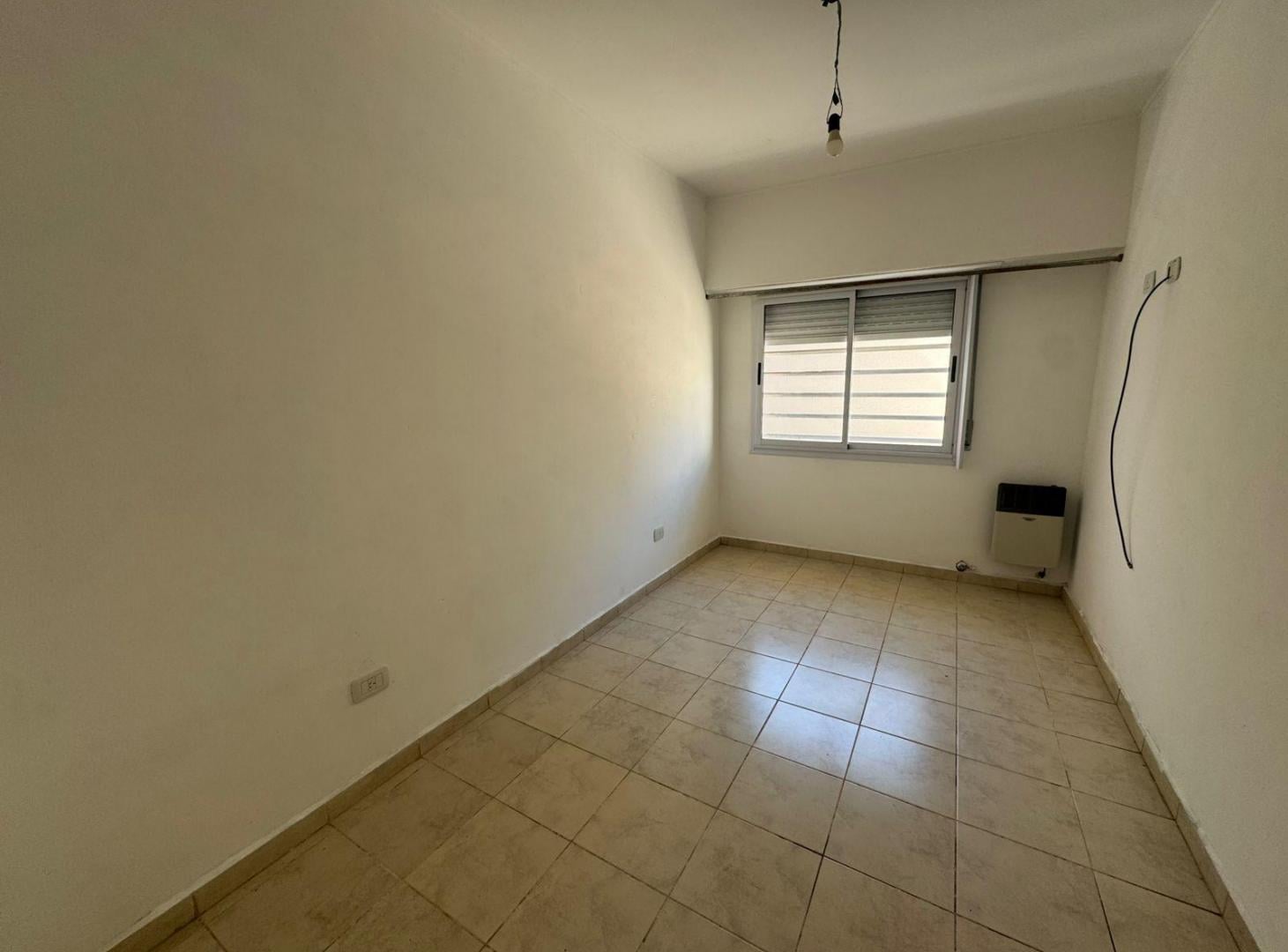 Foto de Departamento de dos dormitorios c/ patio en alquiler - La Plata, imagen 5
