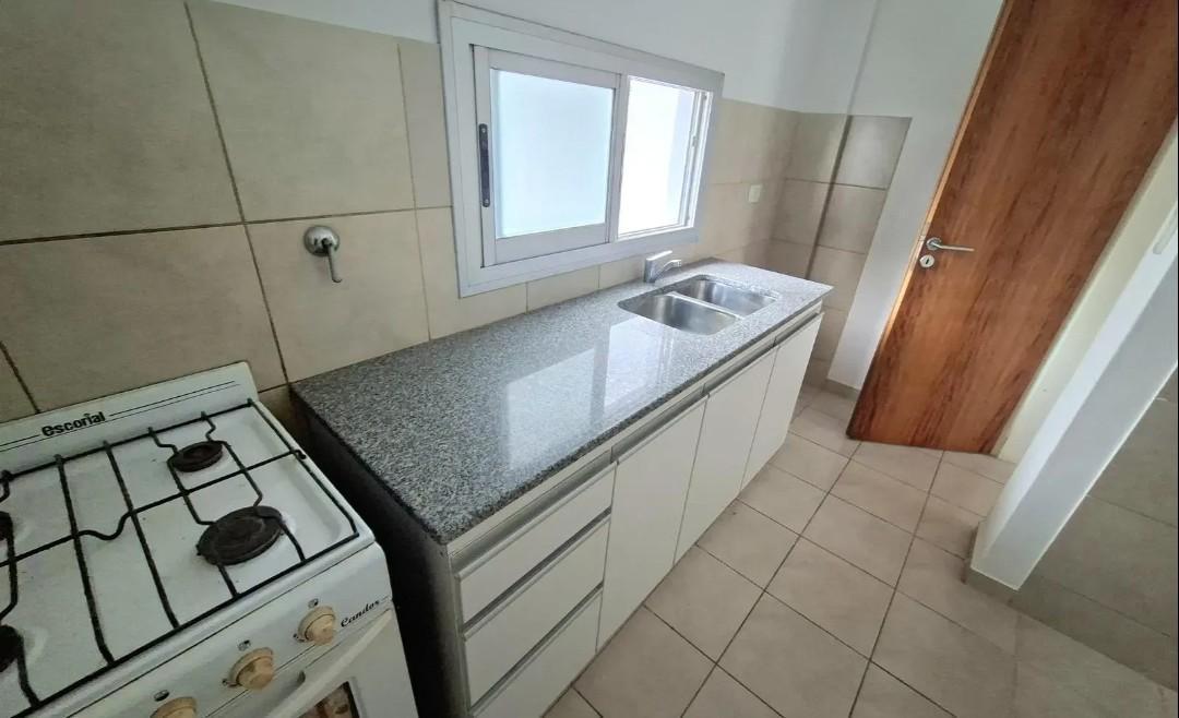 Foto de Departamento monoambiente en alquiler La Plata, imagen 3