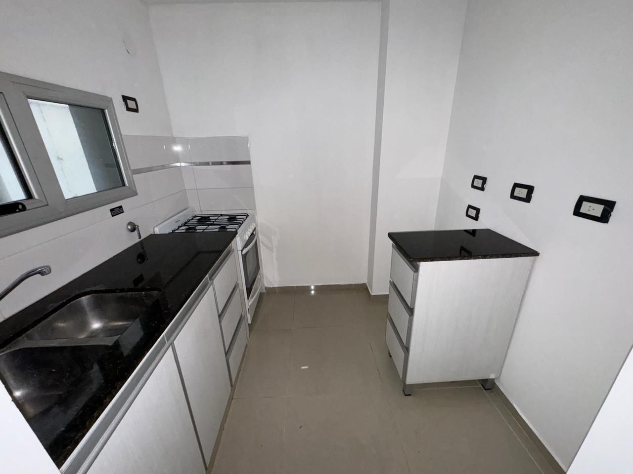 Foto de Departamento en alquiler La Plata, imagen 2