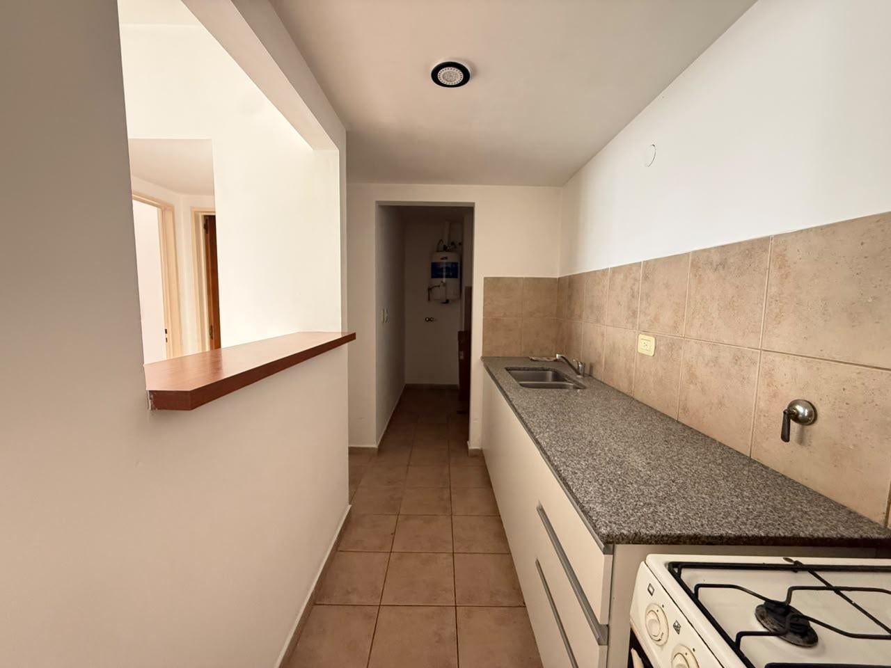 Foto de Departamento un dormitorio en alquiler en La Plata, imagen 3